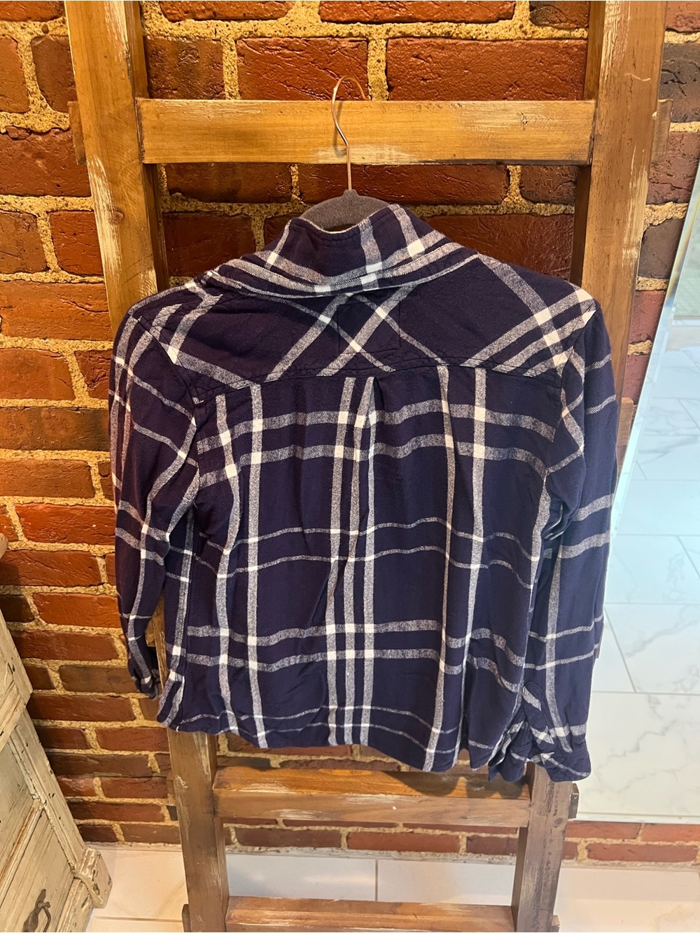 Flannel - Picture 2 of 3
